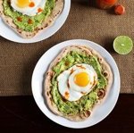 Recipe: Avocado and Egg Breakfast Pizza